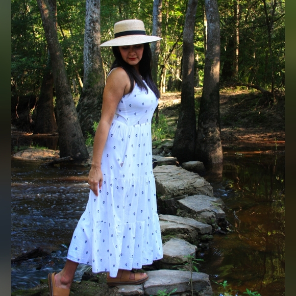 Meet your Posher, Anais - Picture 3 of 4